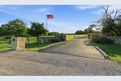 1167 Meadow Hill Road, Fort Worth, TX 76108 - Photo 2