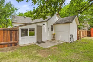 255 Glenn St, Bluff Dale, TX 76433 - Photo 16
