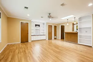 2409 Vega St, Grand Prairie, TX 75050 - Photo 8