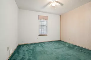 2409 Vega St, Grand Prairie, TX 75050 - Photo 14