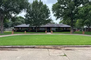2409 Vega St, Grand Prairie, TX 75050 - Photo 1
