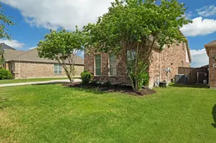 4509 Plumeria Dr, Mansfield, TX 76063 - Photo 2