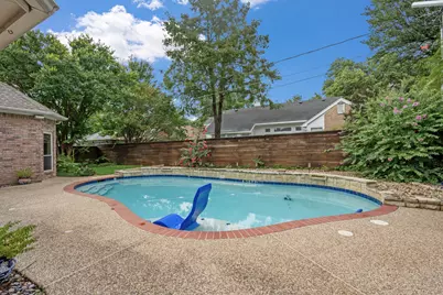 3317 Tiverton Court, Arlington, TX 76001 - Photo 2