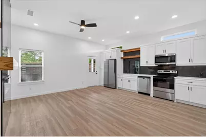 2113 Henry Street #A, Greenville, TX 75401 - Photo 2