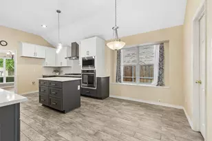 723 Butternut Dr, Garland, TX 75044 - Photo 8