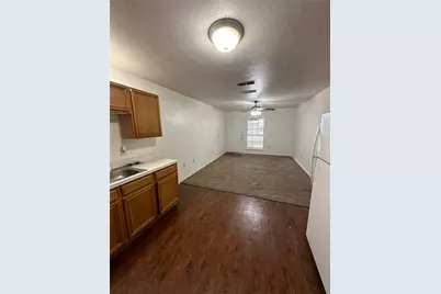 1108 Williams Avenue #C, Cleburne, TX 76033 - Photo 4