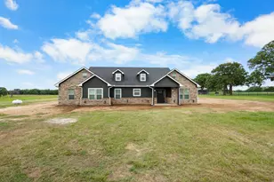 1446 Faulkner Rd, Sunset, TX 76270 - Photo 1