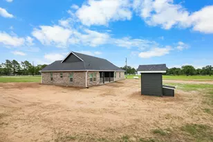 1446 Faulkner Rd, Sunset, TX 76270 - Photo 38