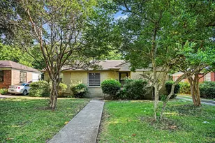 5918 Overlook Dr, Dallas, TX 75227 - Photo 2