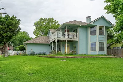 306 Wilson Street, Lake Dallas, TX 75065 - Photo 2