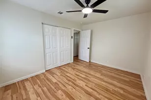 5836 Pollard Dr, Westworth Village, TX 76114 - Photo 8