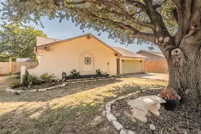 4108 Longleaf Lane, Fort Worth, TX 76137 - Photo 4