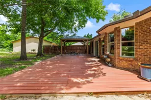 403 N Casa Grande Cir, Duncanville, TX 75116 - Photo 26