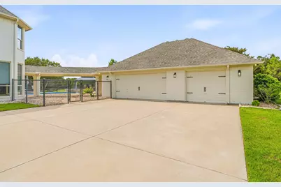 6901 Running Deer Court, Granbury, TX 76049 - Photo 36