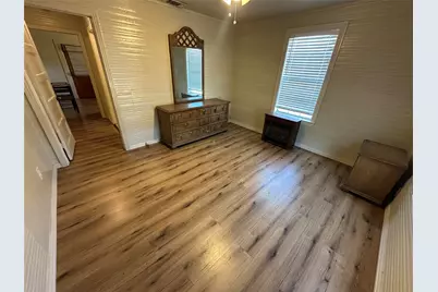 900 W Avenue F, Midlothian, TX 76065 - Photo 4