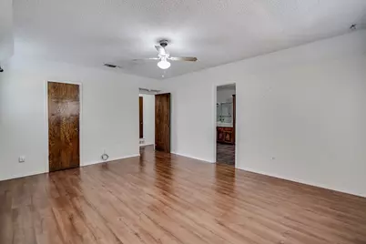 304 Roaring Springs Drive, Joshua, TX 76058 - Photo 20
