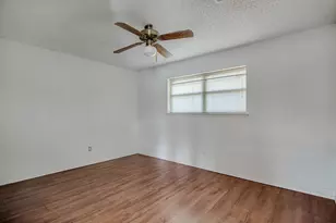 304 Roaring Springs Dr, Joshua, TX 76058 - Photo 26