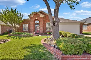 1065 Springhill Dr, Saginaw, TX 76179 - Photo 1
