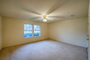 320 Shane Ln, Burleson, TX 76028 - Photo 10