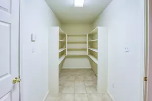 320 Shane Ln, Burleson, TX 76028 - Photo 8