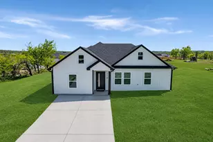 120 Brookview Dr, Bridgeport, TX 76426 - Photo 2