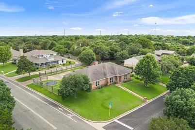 10025 Forest View Drive, Woodway, TX 76712 - Photo 1
