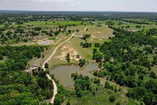 2043 Huddleston Rd, Sunset, TX 76270 - Photo 4