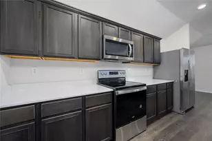 2306 San Jacinto Wy, Sherman, TX 75090 - Photo 8