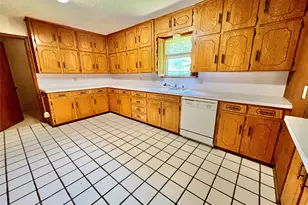 603 Barkley Dr, Hamilton, TX 76531 - Photo 14