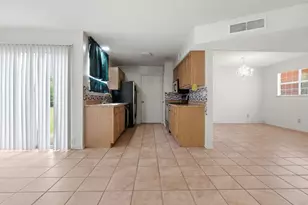 4645 Waterway Dr N, Fort Worth, TX 76137 - Photo 14