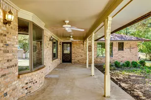 5547 Woodland Hills Dr, Denton, TX 76208 - Photo 8