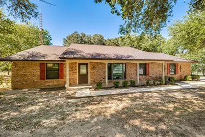 5547 Woodland Hills Drive, Denton, TX 76208 - Photo 4