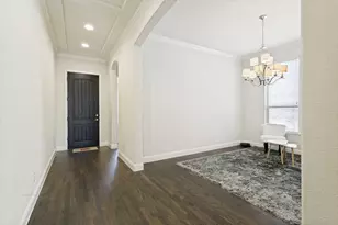7906 Gulfstream Ln, Irving, TX 75063 - Photo 6