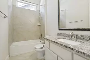 7906 Gulfstream Ln, Irving, TX 75063 - Photo 20
