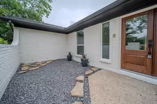 3505 Shady Brook Cir, Garland, TX 75043 - Photo 2