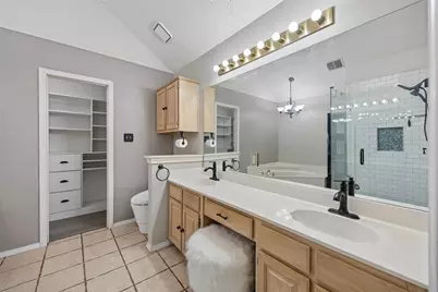 1407 Ranchview Court, Carrollton, TX 75007 - Photo 16