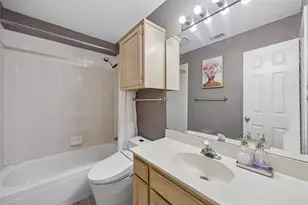 1407 Ranchview Ct, Carrollton, TX 75007 - Photo 22