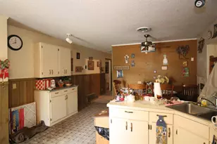 1001 S E 4th St, Knox City, TX 79529 - Photo 12