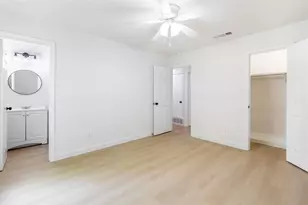 1021 Pleasant Valley Rd, Garland, TX 75040 - Photo 12