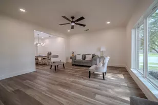 728 Violet Ct, Mesquite, TX 75150 - Photo 8