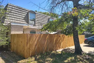 1912 W Sanford St, Arlington, TX 76012 - Photo 1