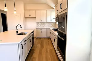 4349 Noble Ln, Midlothian, TX 76065 - Photo 8