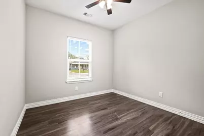 514 W Hull Street, Denison, TX 75020 - Photo 24