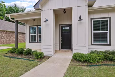 514 W Hull Street, Denison, TX 75020 - Photo 4