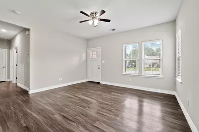 514 W Hull Street, Denison, TX 75020 - Photo 8