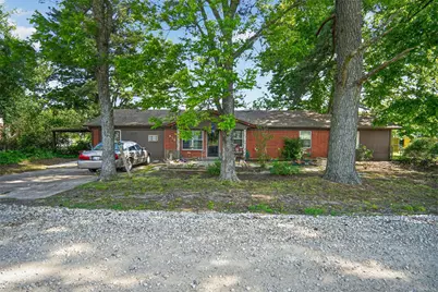 615 W North Street, Blossom, TX 75416 - Photo 2