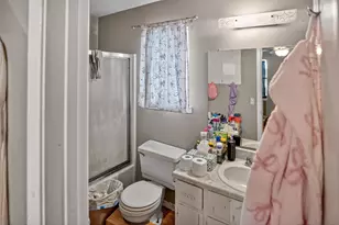 615 W N St, Blossom, TX 75416 - Photo 16