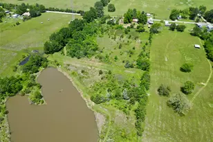 615 W N St, Blossom, TX 75416 - Photo 36