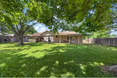 399 S Oak, Van, TX 75790 - Photo 8