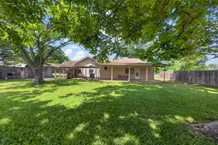 399 S Oak, Van, TX 75790 - Photo 8